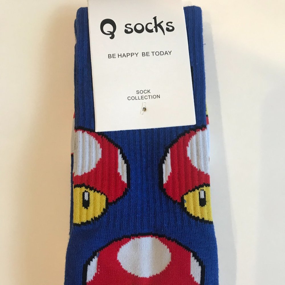 NWT Blue Nintendo Mario Brothers Luigi Mushroom Socks unisex one size fits all